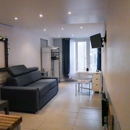 Apartamento Le Studio - La Roquebrussanne Exterior foto