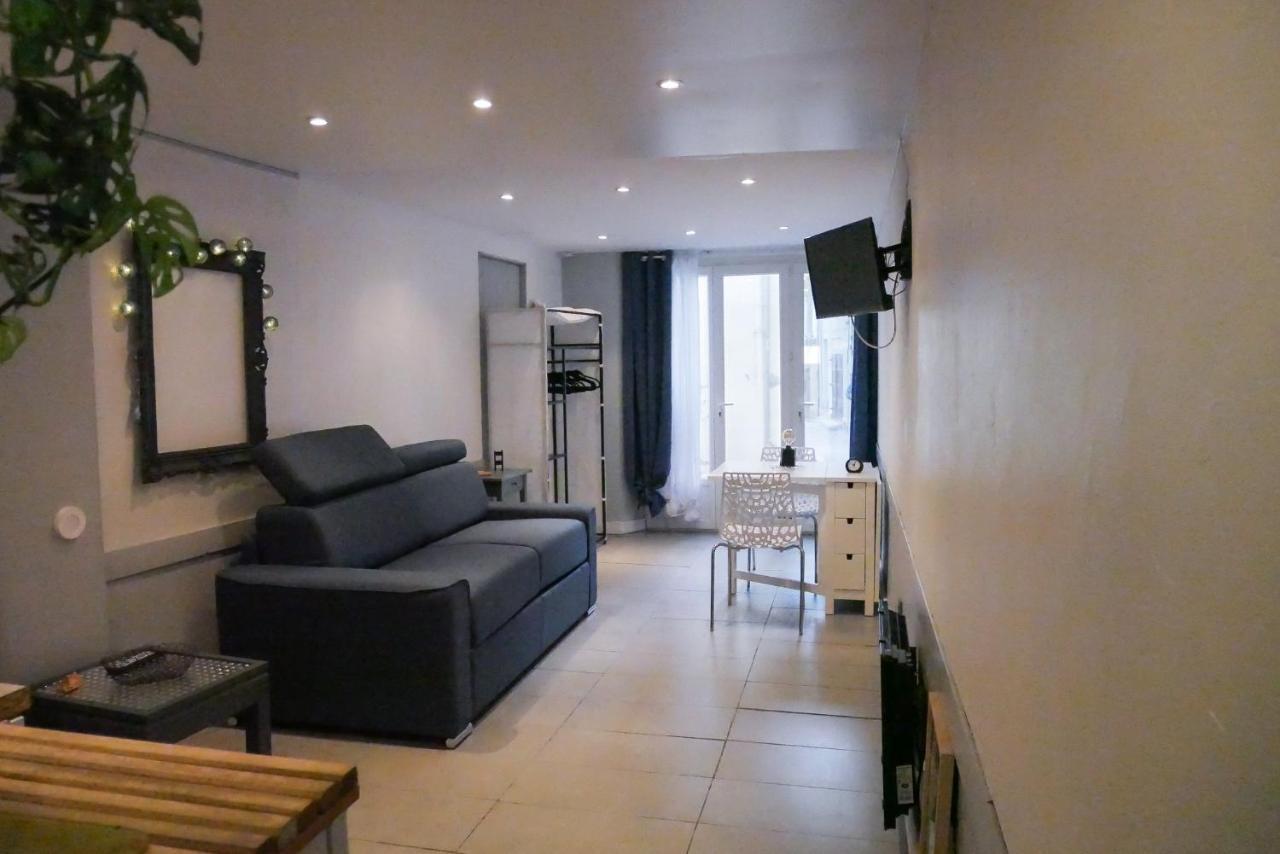 Apartamento Le Studio - La Roquebrussanne Exterior foto