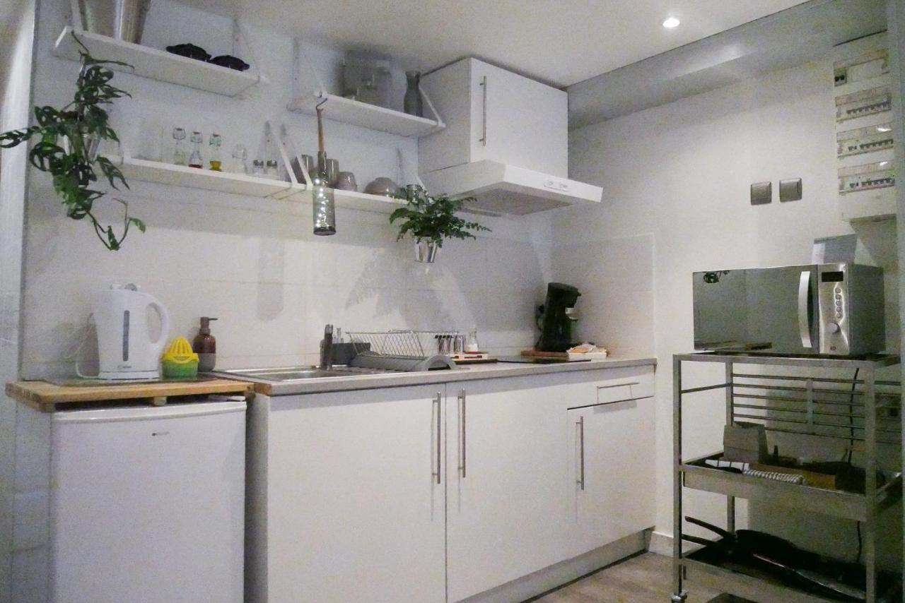 Apartamento Le Studio - La Roquebrussanne Exterior foto