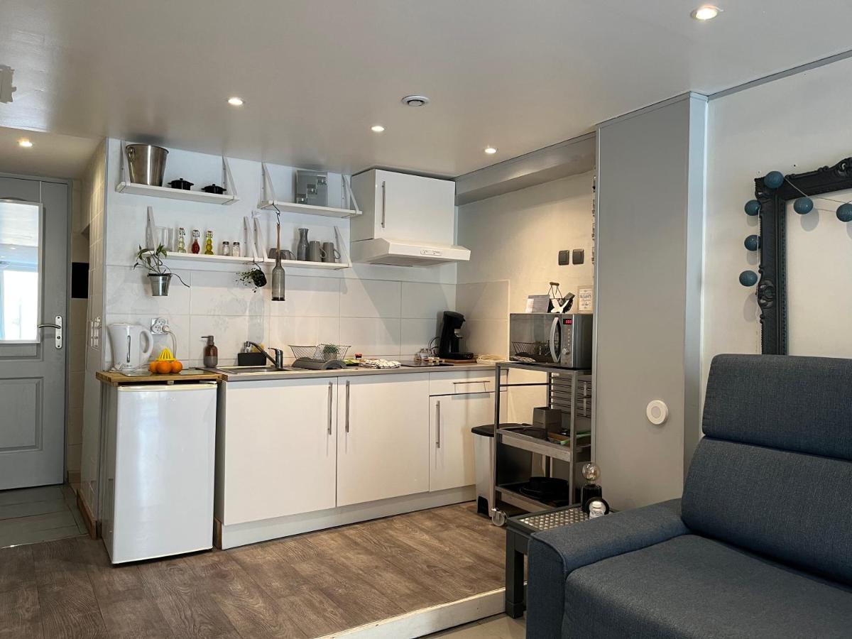 Apartamento Le Studio - La Roquebrussanne Exterior foto